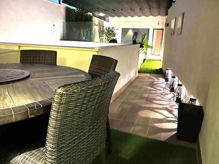 Elegant Duplex 3 Master Bedrooms And Private 塞维利亚 外观 照片
