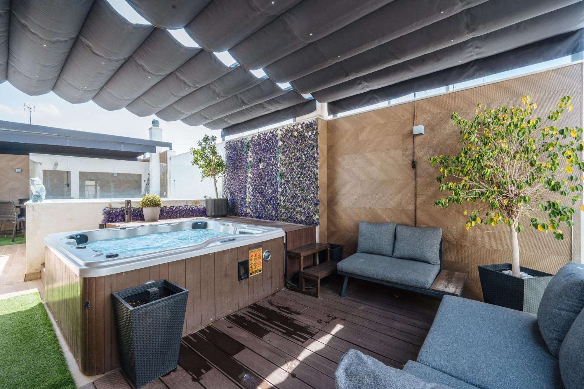 Elegant Duplex 3 Master Bedrooms And Private 塞维利亚 外观 照片