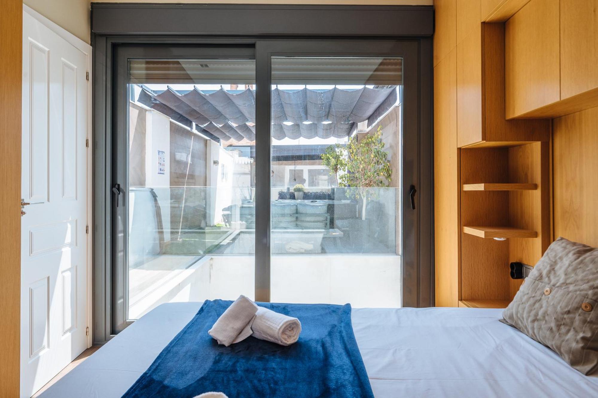 Elegant Duplex 3 Master Bedrooms And Private 塞维利亚 外观 照片