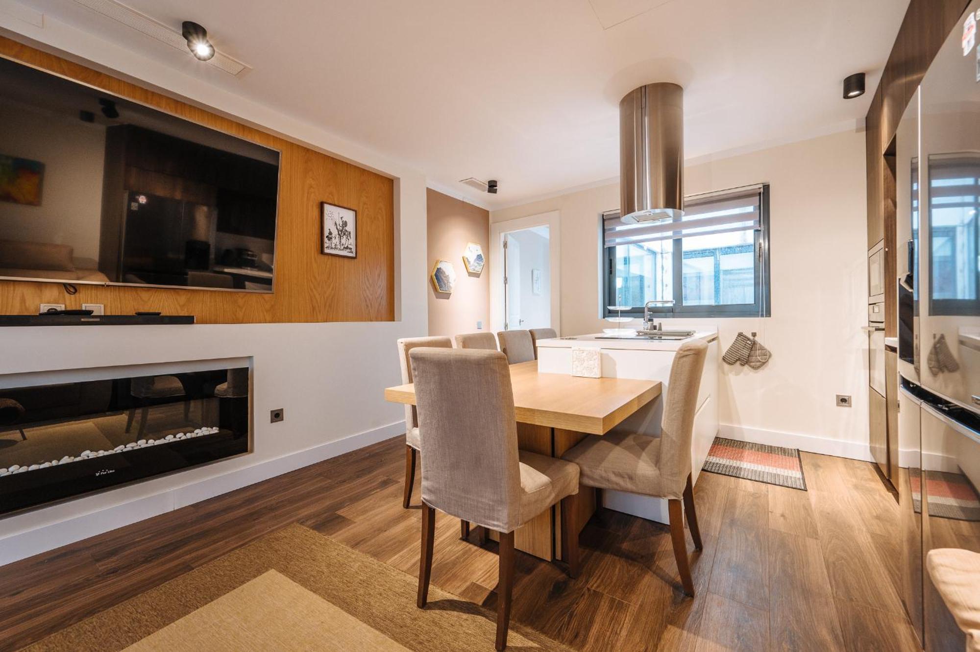 Elegant Duplex 3 Master Bedrooms And Private 塞维利亚 外观 照片